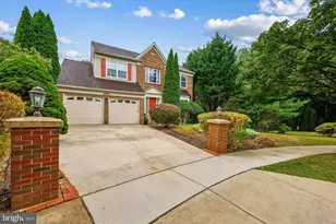 18901 Festival Dr, Boyds, MD 20841 - Photo 2