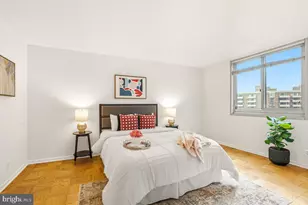 4601 N Park Ave, Chevy Chase, MD 20815 - Photo 22