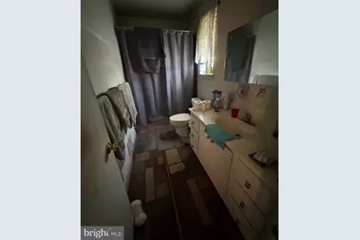 9831 Singleton Drive, Bethesda, MD 20817 - Photo 4