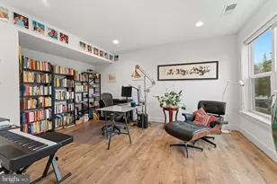 3533 Bellflower Ln, Rockville, MD 20852 - Photo 4