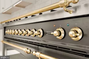 7611 Fairfax Rd, Bethesda, MD 20814 - Photo 14