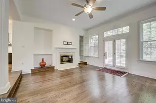 1 Town Gate Ct, Bethesda, MD 20817 - Photo 8