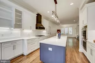 1 Town Gate Ct, Bethesda, MD 20817 - Photo 14