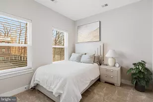 10326 Grosvenor Pl, North Bethesda, MD 20852 - Photo 20