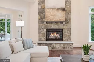 7020 Mountain Gate Dr, Bethesda, MD 20817 - Photo 8