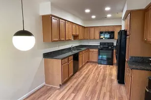 13829 Bronco Pl, Germantown, MD 20874 - Photo 2