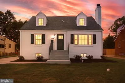 9518 Old Georgetown Road, Bethesda, MD 20814 - Photo 2