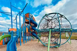 4517 Clermont Pl, Garrett Park, MD 20896 - Photo 98