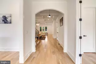 4517 Clermont Pl, Garrett Park, MD 20896 - Photo 4