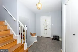 9 Bel Pre Ct, Rockville, MD 20853 - Photo 2