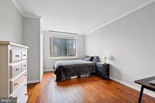 4801 Fairmont Ave, Bethesda, MD 20814 - Photo 10