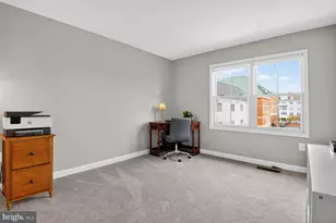 801 Pleasant Dr, Rockville, MD 20850 - Photo 18