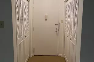 10401 Grosvenor Pl, Rockville, MD 20850 - Photo 8