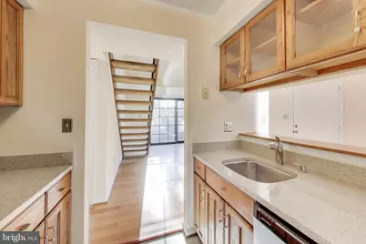 1639 Carriage House Terrace #J, Silver Spring, MD 20904 - Photo 6