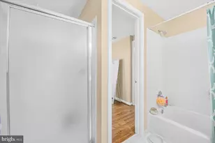 9809 Canal Rd, Gaithersburg, MD 20886 - Photo 32