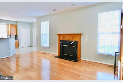 19504 Bowman Ridge Drive, Germantown, MD 20874 - Photo 6