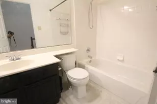 410 Fleece Flower Dr, Gaithersburg, MD 20878 - Photo 10