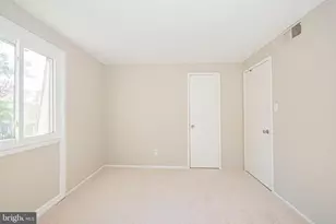 10350 Watkins Mill Dr, Gaithersburg, MD 20886 - Photo 38