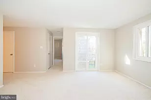 10350 Watkins Mill Dr, Gaithersburg, MD 20886 - Photo 34