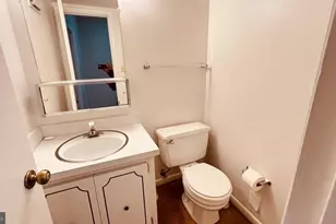 7853 Muirfield Ct, Potomac, MD 20854 - Photo 18