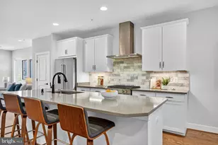 864 Thompson Cres, Rockville, MD 20852 - Photo 8