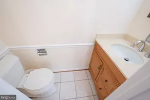 10 Brian Ct, Gaithersburg, MD 20877 - Photo 12