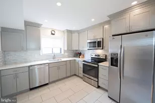 10 Brian Ct, Gaithersburg, MD 20877 - Photo 10