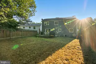 18321 Swan Stream Dr, Gaithersburg, MD 20877 - Photo 52