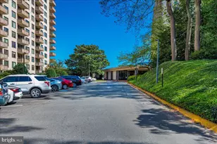 5225 Pooks Hill Rd, Bethesda, MD 20814 - Photo 38