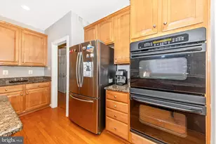 12313 Cherry Branch Dr, Clarksburg, MD 20871 - Photo 30