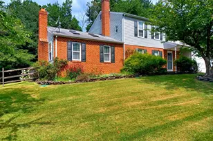 17 Blackburn Ct, Burtonsville, MD 20866 - Photo 2