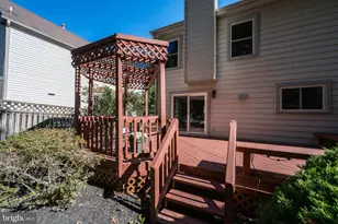 12 Solitaire Ct, Gaithersburg, MD 20878 - Photo 50