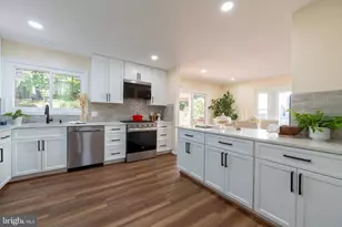 12 Solitaire Ct, Gaithersburg, MD 20878 - Photo 22