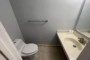 9815 Hellingly Pl, Montgomery Village, MD 20886 - Photo 2