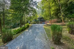 7108 Broxburn Dr, Bethesda, MD 20817 - Photo 32