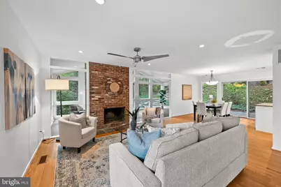 7108 Broxburn Drive, Bethesda, MD 20817 - Photo 6