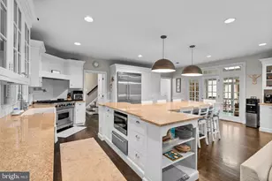 10306 Cutters Ln, Potomac, MD 20854 - Photo 16