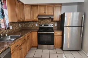 13003 Pickering Dr, Germantown, MD 20874 - Photo 4