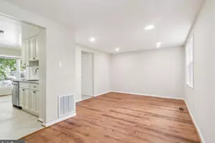 122 Sharpstead Ln, Gaithersburg, MD 20878 - Photo 10