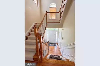 198 Hidden Forest Court, Gaithersburg, MD 20877 - Photo 2