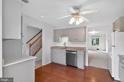 9518 Tippett Lane, Gaithersburg, MD 20886 - Photo 6