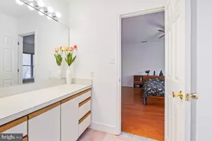 9454 Seven Locks Rd, Bethesda, MD 20817 - Photo 44