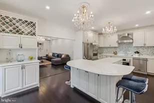 10900 Tara Rd, Potomac, MD 20854 - Photo 10