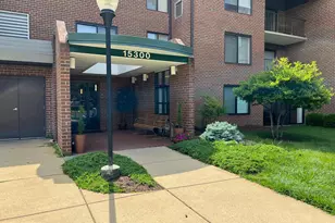 15300 Beaverbrook Ct, Silver Spring, MD 20906 - Photo 2
