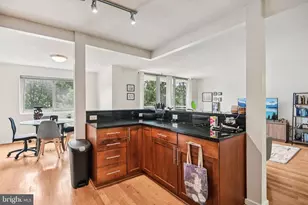 7333 New Hampshire Ave, Takoma Park, MD 20912 - Photo 16