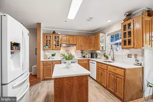 30 Spring St, Gaithersburg, MD 20877 - Photo 20