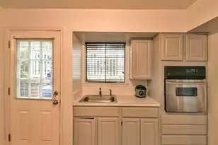 907 N Belgrade Rd, Silver Spring, MD 20902 - Photo 6