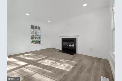 8500 Hawk Run Terrace, Montgomery Village, MD 20886 - Photo 12