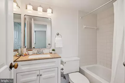 4601 N Park Avenue N #604, Chevy Chase, MD 20815 - Photo 32