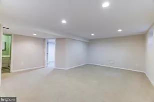 6315 Kenhowe Dr, Bethesda, MD 20817 - Photo 32